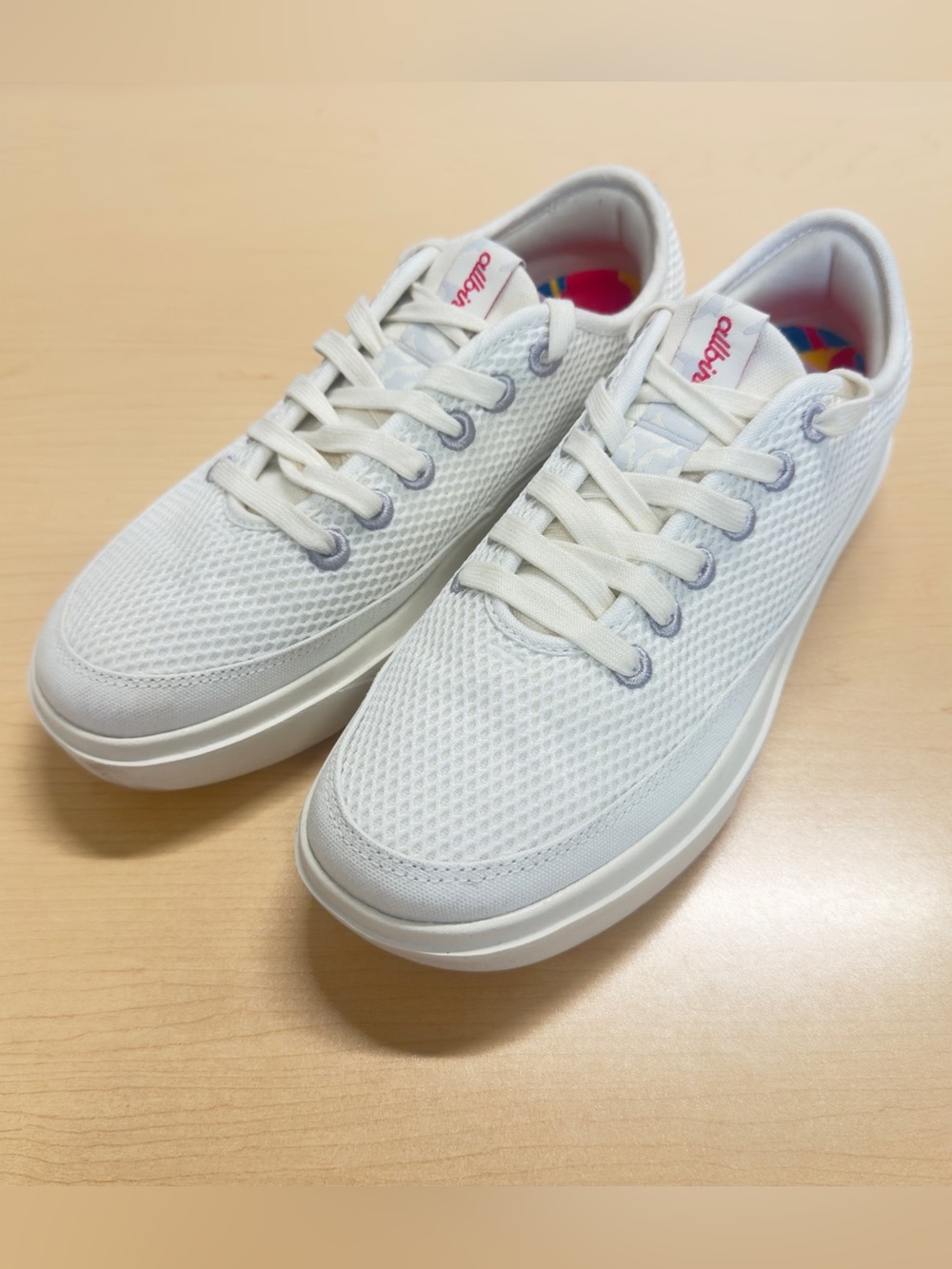 Allbirds Tree Piper Rainbow River Women’s White Sneakers Low Top Size 9